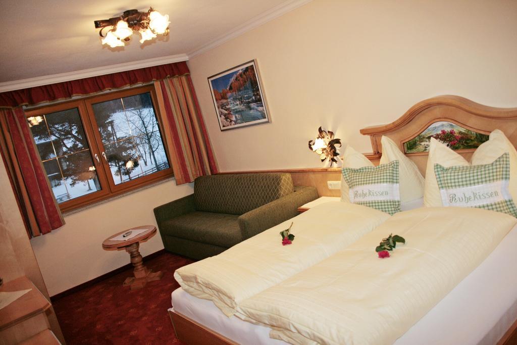 帕沃萨拉霍夫生物酒店 玛利亚普法尔 客房 照片